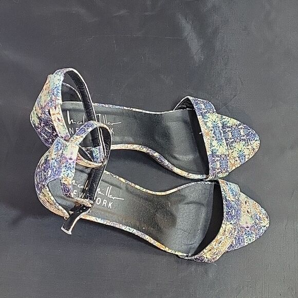 BRAND NEW NICOLE MILLER ADJUSTABLE BUCKLE ANKLE STRAP POINTED TOE  SANDAL - Picture 9 of 14